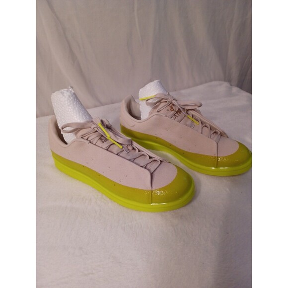 NWT ADIDAS‎ IVY PARK sneakers